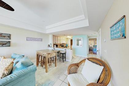 New Listing! Beachside Villa with Bay Views & Pool condo - image 5