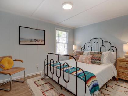 Heated Pool Access Flex Cancelation Brand New Rental - image 18
