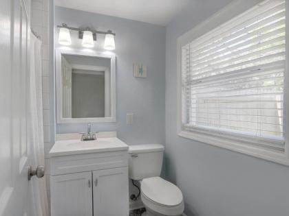 Heated Pool Access Flex Cancelation Brand New Rental - image 8