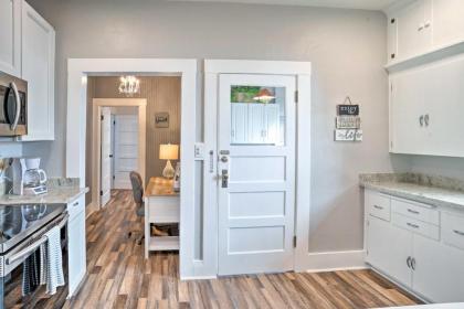 Chic Downtown Ukiah Cottage 5 Mi to Lake Mendocino - image 12