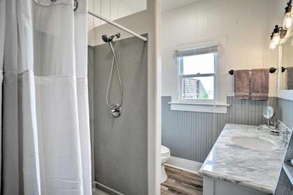 Chic Downtown Ukiah Cottage 5 Mi to Lake Mendocino - image 8