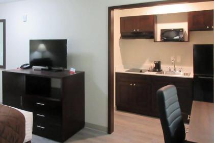Econolodge - image 3