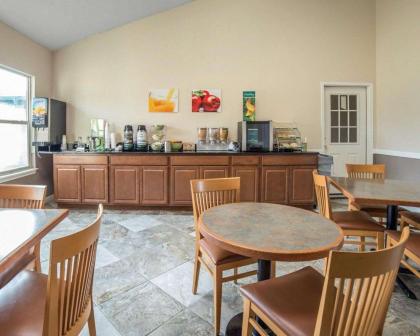 Quality Inn Umatilla - Hermiston - image 3