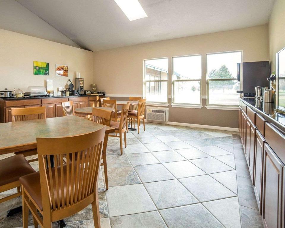 Quality Inn Umatilla - Hermiston - image 5