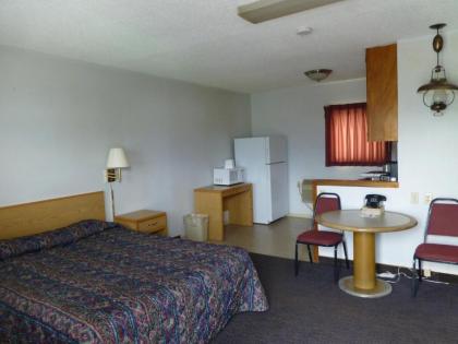 Umatilla Inn & Suites - image 10
