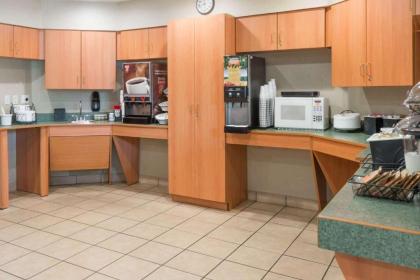 Microtel Inn & Suites by Wyndham Uncasville - image 10