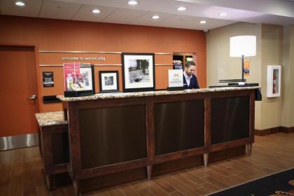 Hampton Inn Union City - image 11