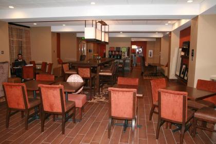 Hampton Inn Union City - image 4
