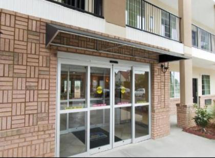 Garden Inn Hotel - image 8