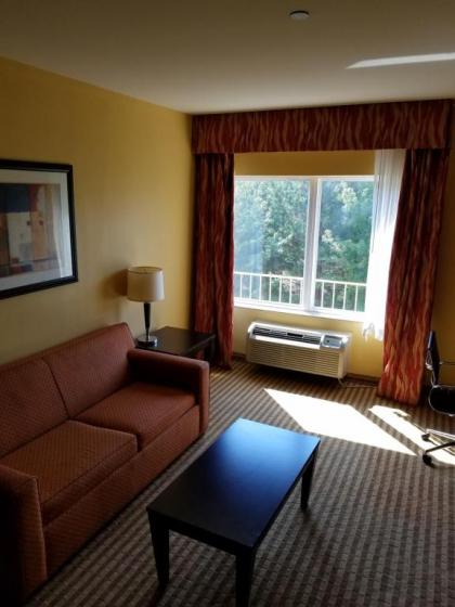 La Quinta by Wyndham Atlanta Union City - image 15