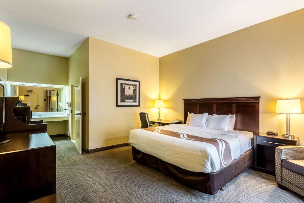 Quality Inn Union City US 51 - image 2
