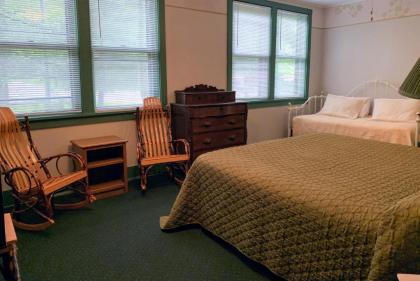 Gordon Beach Inn - image 12