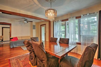 Charming Vintage Union Pier Home - Walk to Beach! - image 12