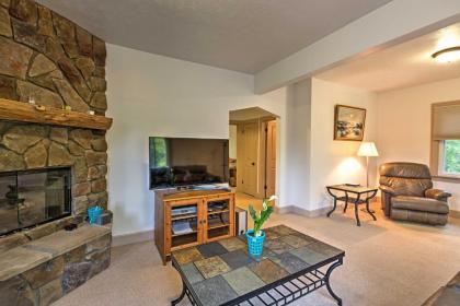 Cozy Union Pier House with Hot Tub Deck and Backyard - image 13