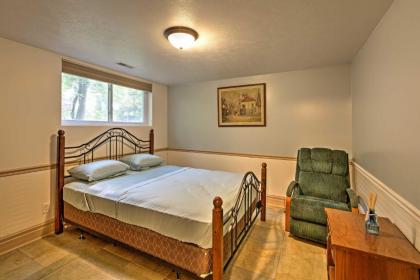 Cozy Union Pier House with Hot Tub Deck and Backyard - image 14