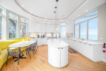 White Pearl Beach House - image 15