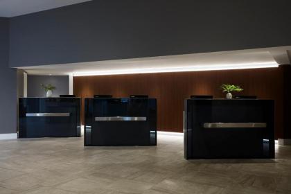 Long Island Marriott Hotel - image 10