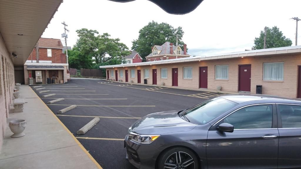 Heritage Inn - main image