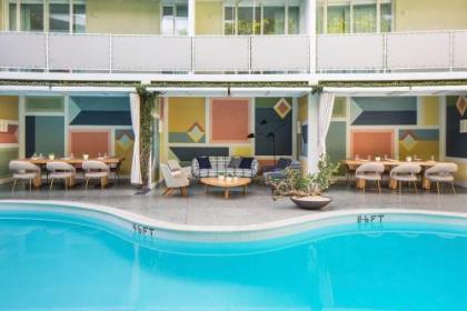 Avalon Hotel Beverly Hills a member of Design Hotels Beverly Hills