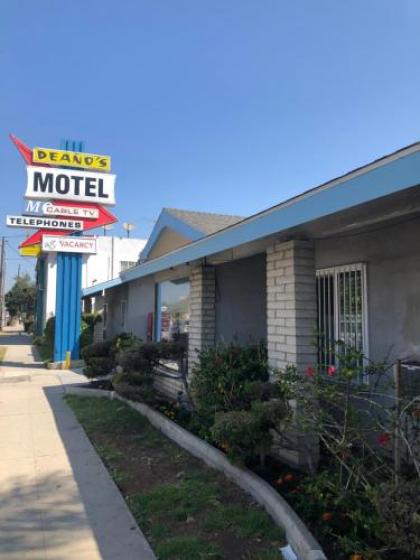 Deano's Motel