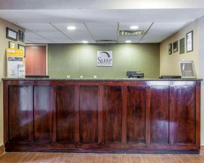 Sleep Inn & Suites near Joint Base Andrews-Washington Area - image 2