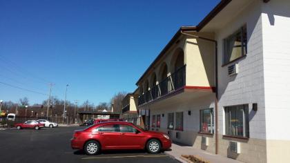 Americas Best Inn & Suites Urbana - image 14