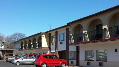Americas Best Inn & Suites Urbana - image 15