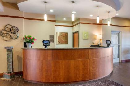 Comfort Suites Urbana Champaign University Area - image 11
