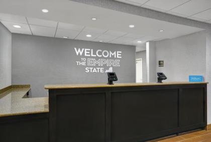 Hampton Inn Utica - image 21