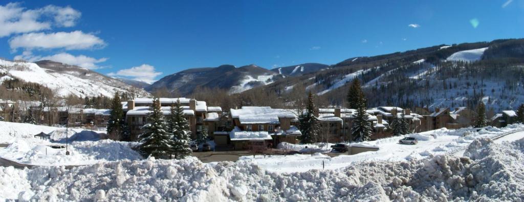 Sandstone Creek Club Condominiums - main image