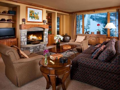 Elkhorn Lodge - image 2
