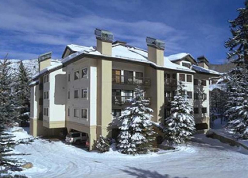 Townsend Place - image 4
