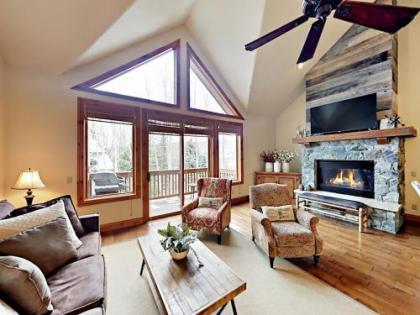 597 Sawatch Drive Townhome Townhouse
