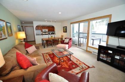 Cute 2 Bedroom East Vail Condo #1202 w Hot tub and Shuttle. Colorado