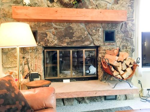 Spacious and Beautiful 3 Bedroom East Vail Condo #1805. - main image