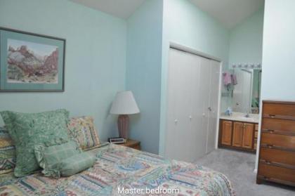Spruce Way Townhomes - image 5