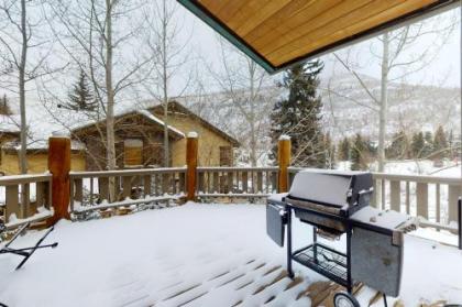 Spacious and Beautiful Home in East Vail - image 3