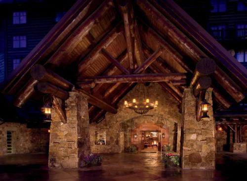 Beaver_Creek_Ritz-Carlton_1Bedroom - main image