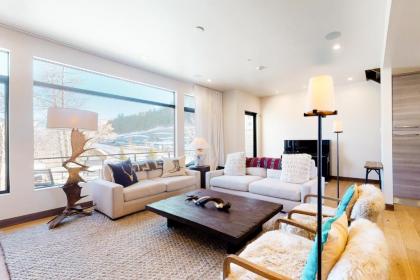 Luxury Ski Living - image 2