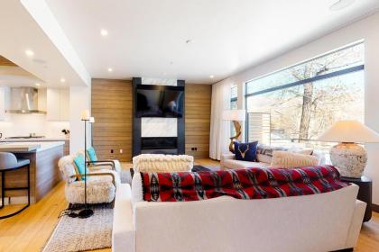 Luxury Ski Living - image 3