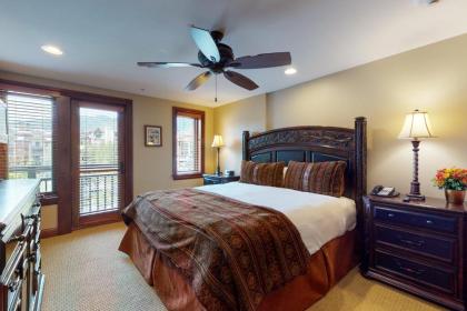 Lion Square Lodge East 313 - image 13