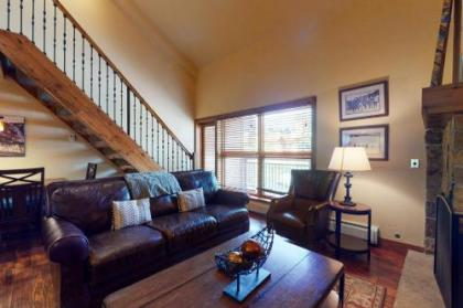 Lion Square Lodge South 564 Colorado