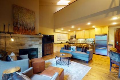Lion Square Lodge South 566 Vail
