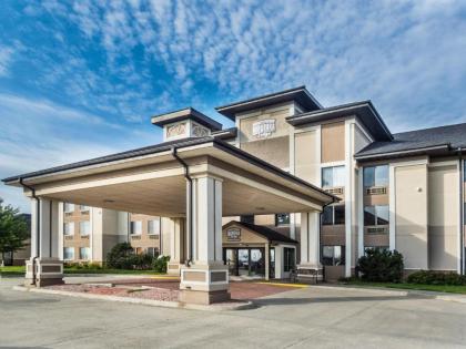 the Niobrara Lodge