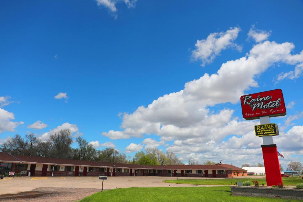 Raine Motel - main image