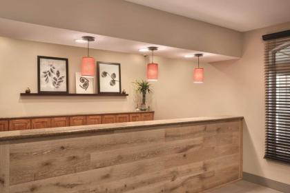 Country Inn & Suites by Radisson Valparaiso IN - image 15