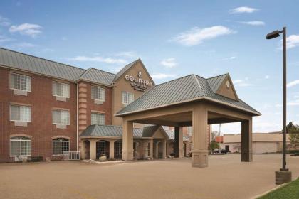Country Inn & Suites by Radisson Valparaiso IN - image 2