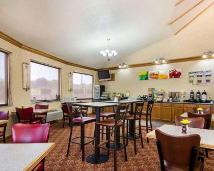 Quality Inn Van Buren - image 11