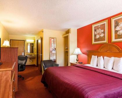 Quality Inn Van Buren - image 6