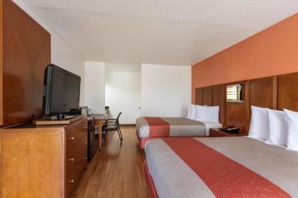 Motel 6-Van Buren AR - image 11